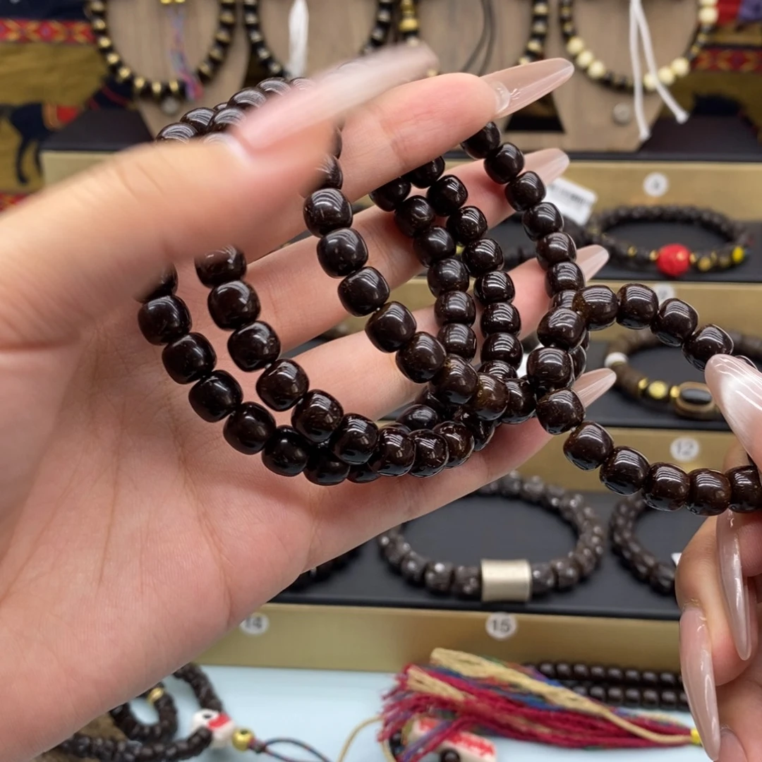 ꧁***꧂椰蒂吊坠原生态8*7,100颗