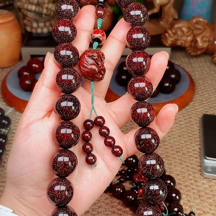 檀香紫檀（小叶紫檀）桃1.8手持