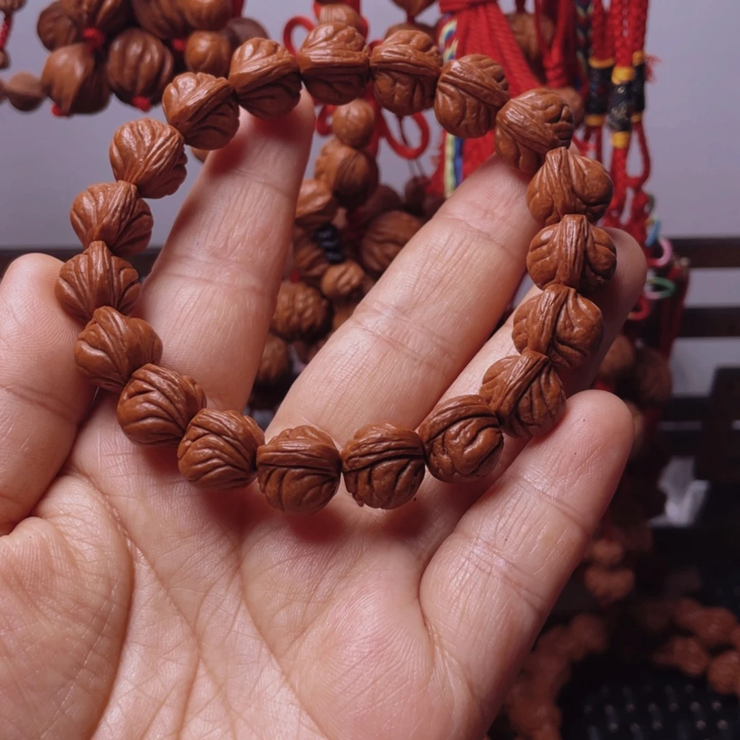 木质类龙纹桃枭手串