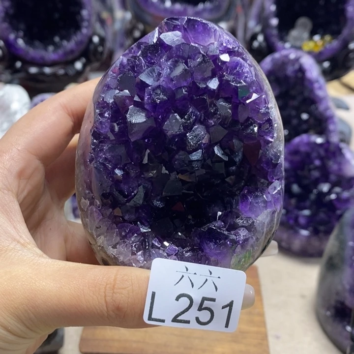 未镶嵌水晶大型摆件（非配饰）摆件