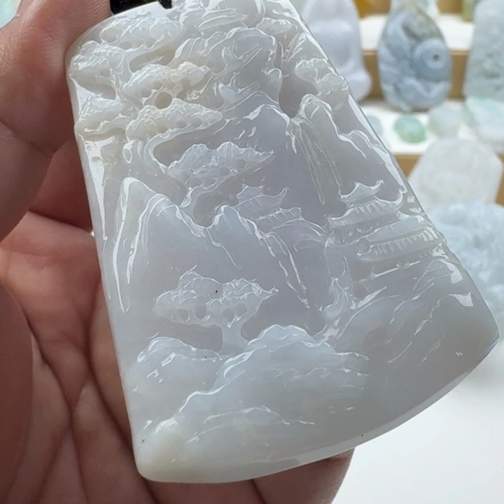 翡翠未镶嵌颈饰天然缅甸A货翡翠