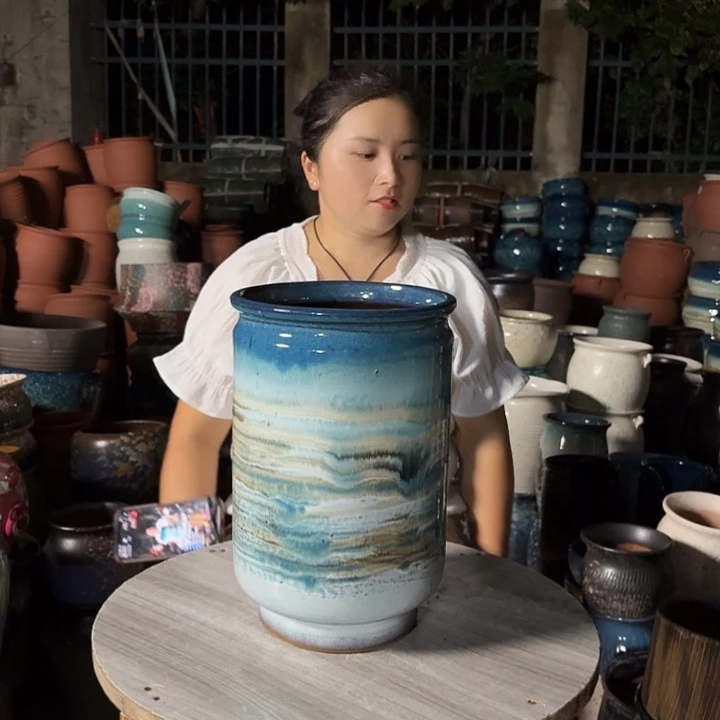 口20高30一个盆子。