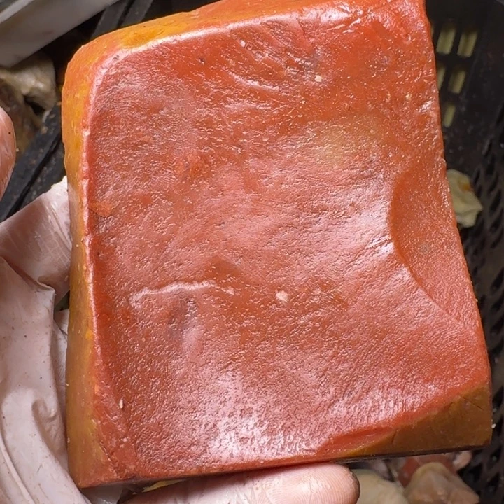 不***辍寿山石寿山石的颜色