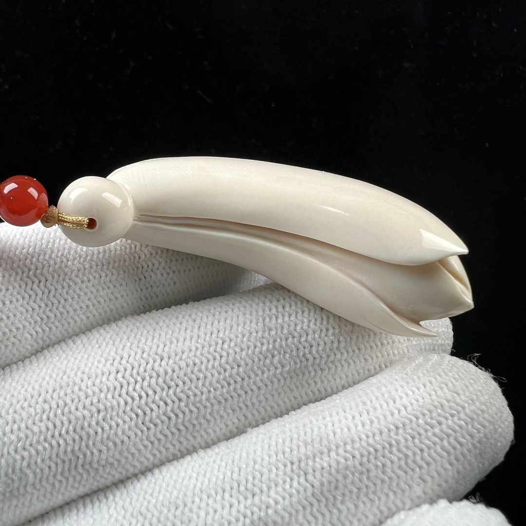 J67-65天然猛犸牙玉兰花48x18mm支持鉴定假一赔四