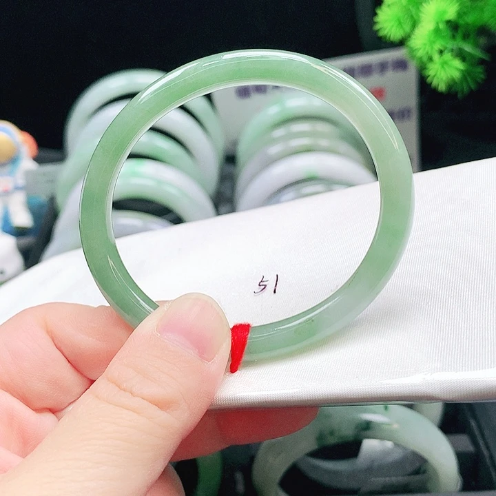 翡翠未镶嵌手镯41
