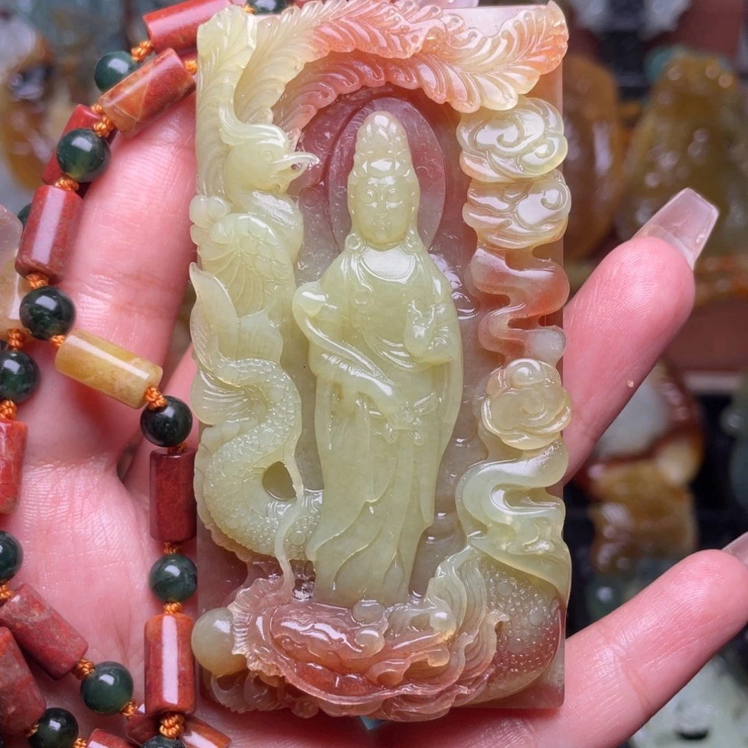 魚***妳蛇纹石玉未镶嵌颈饰