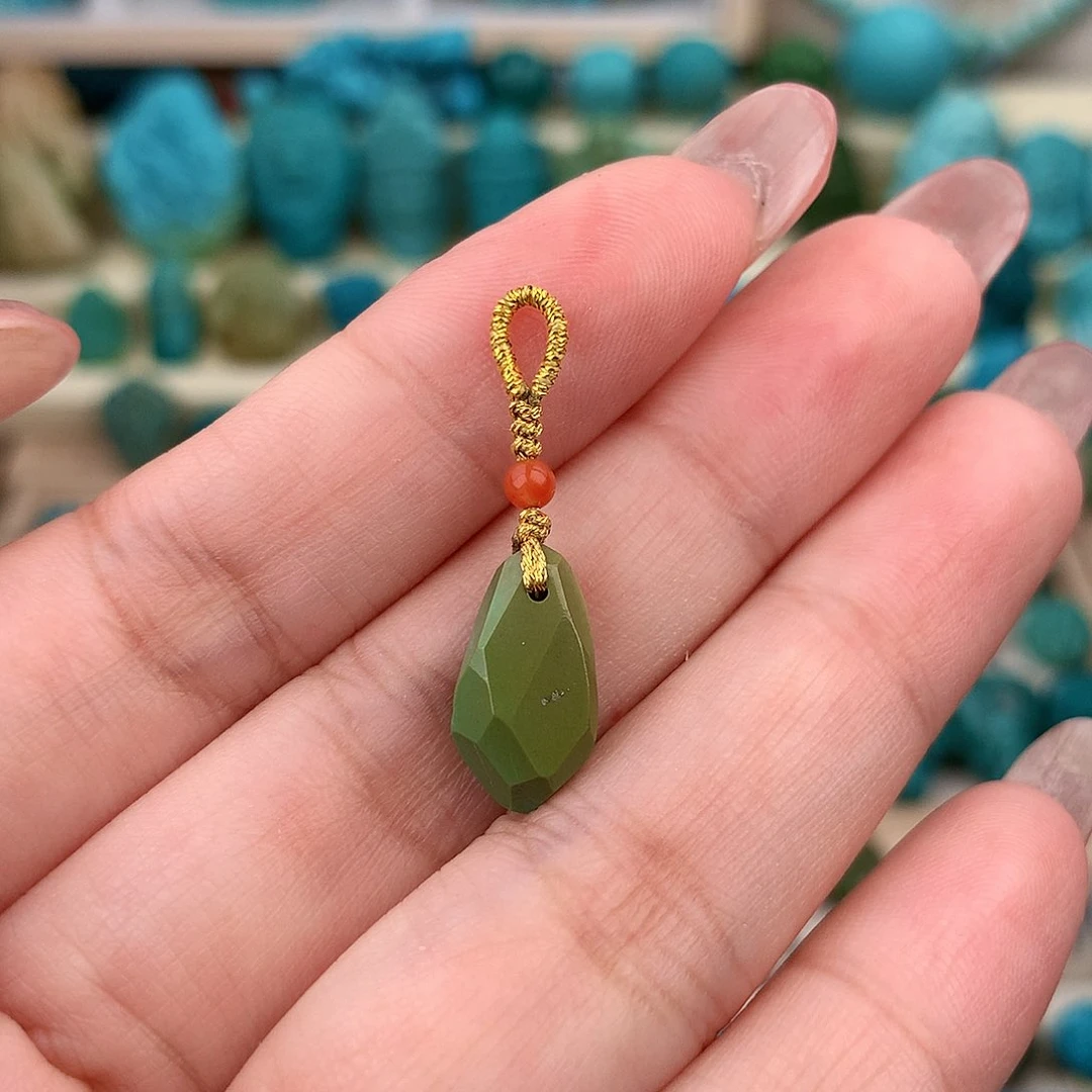 未镶嵌绿松石珠宝奇石