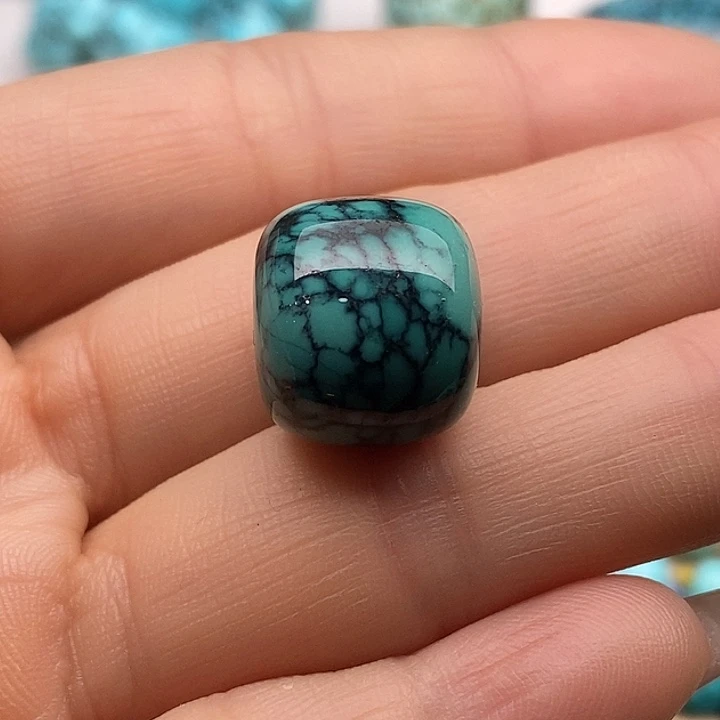 绿松石未镶嵌原矿高瓷无优化绿松石