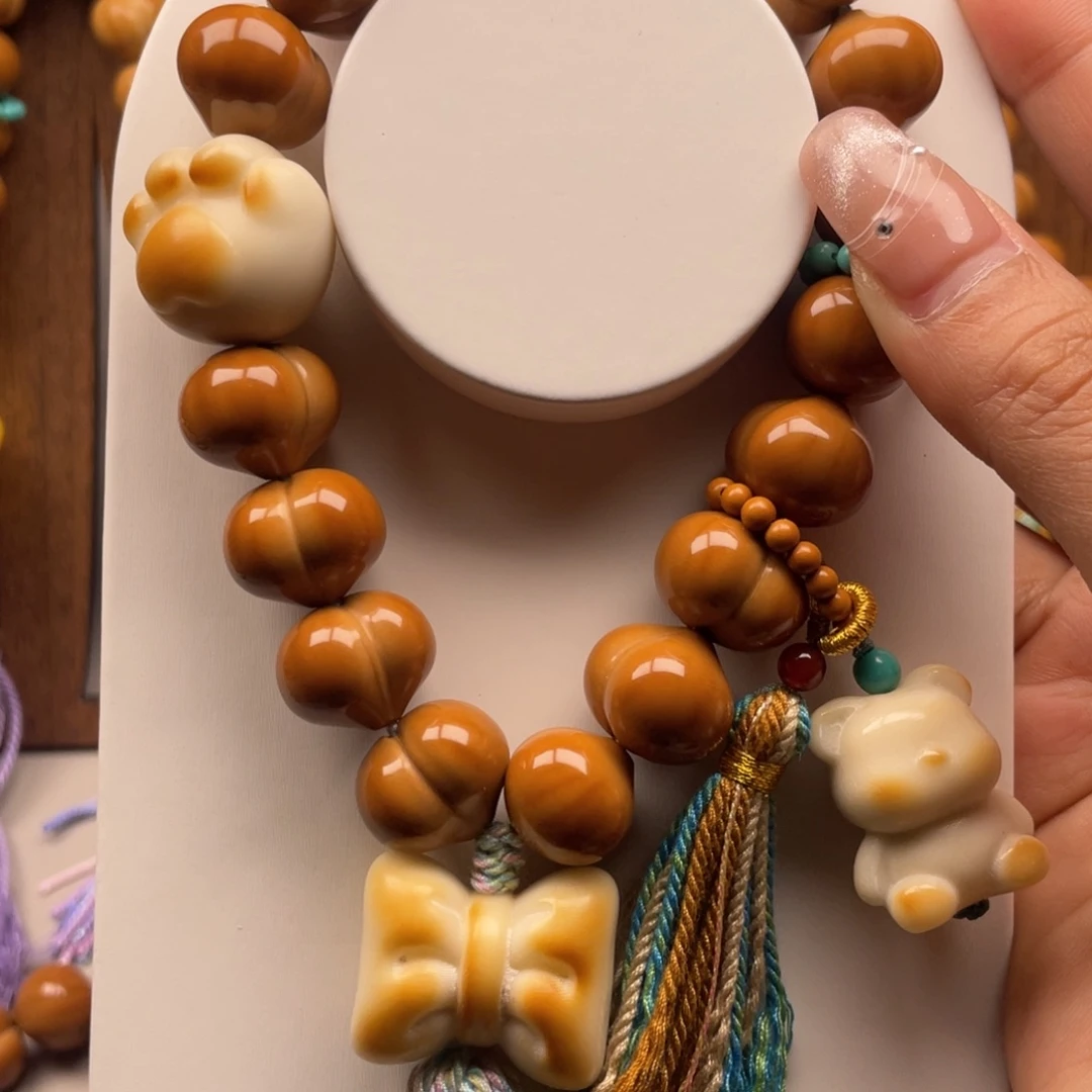 ৫***。吊坠猴头核桃全品无暇毕业级爱心屁桃17尺寸手工款