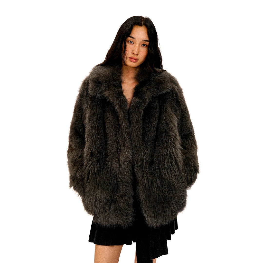 Moromoro* 狐狸毛天然纹理娃娃领灰色宽松皮草