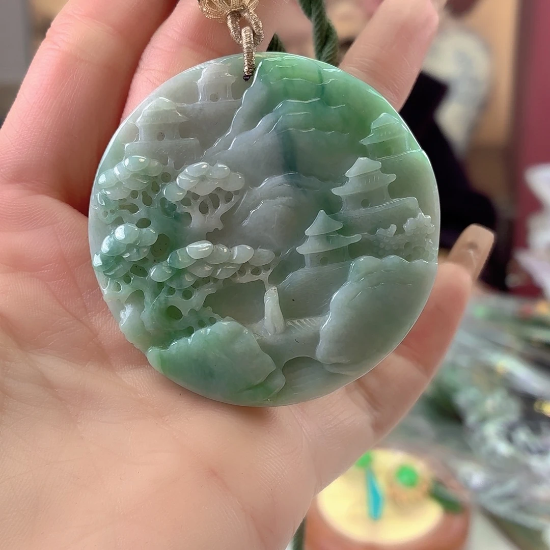 翡翠未镶嵌颈饰翡翠