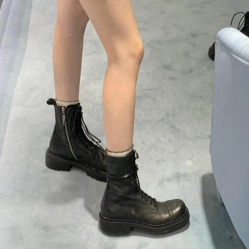 miu真皮马丁靴女英伦风中筒靴子复古厚底雕花系带美拉德机车短靴