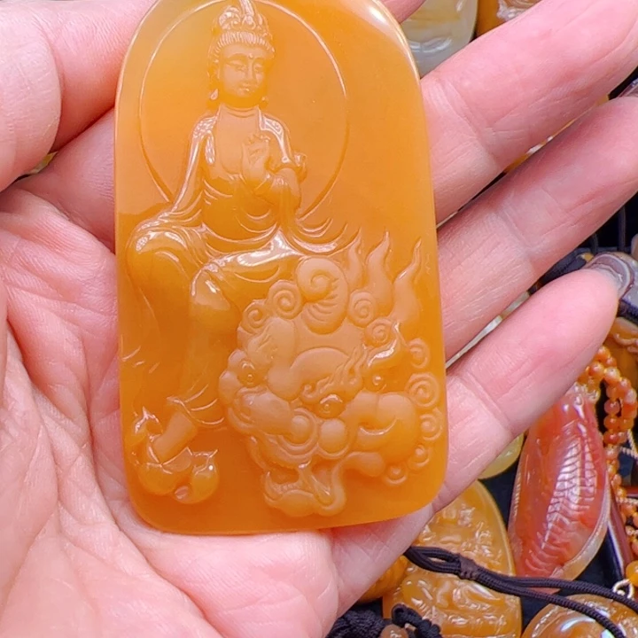 石英质玉（黄龙玉）合金颈饰