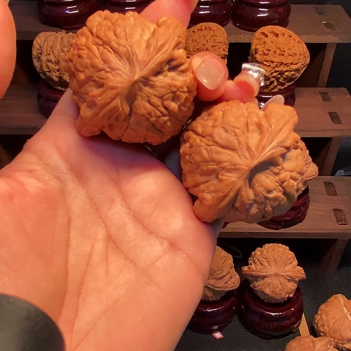 文玩核桃吊坠49全品龙鼎