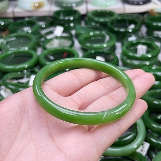 和田玉（碧玉）手镯未镶嵌