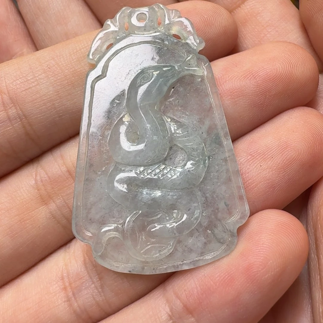 翡翠未镶嵌颈饰?吊坠