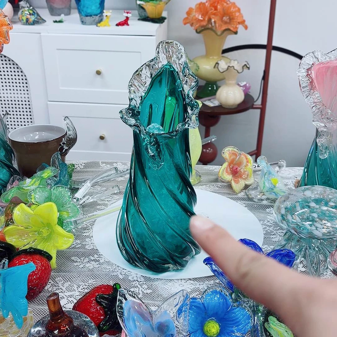 琉璃花瓶花艺术品