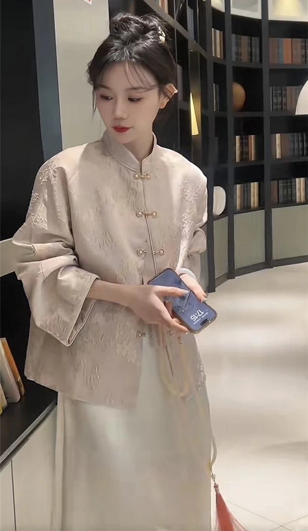 新中式国风紫色外套女2025初春独特漂亮短款休闲上衣