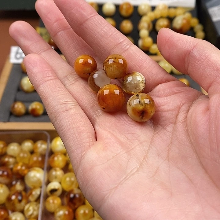 蜜蜡未镶嵌珠宝奇石蜜蜡
