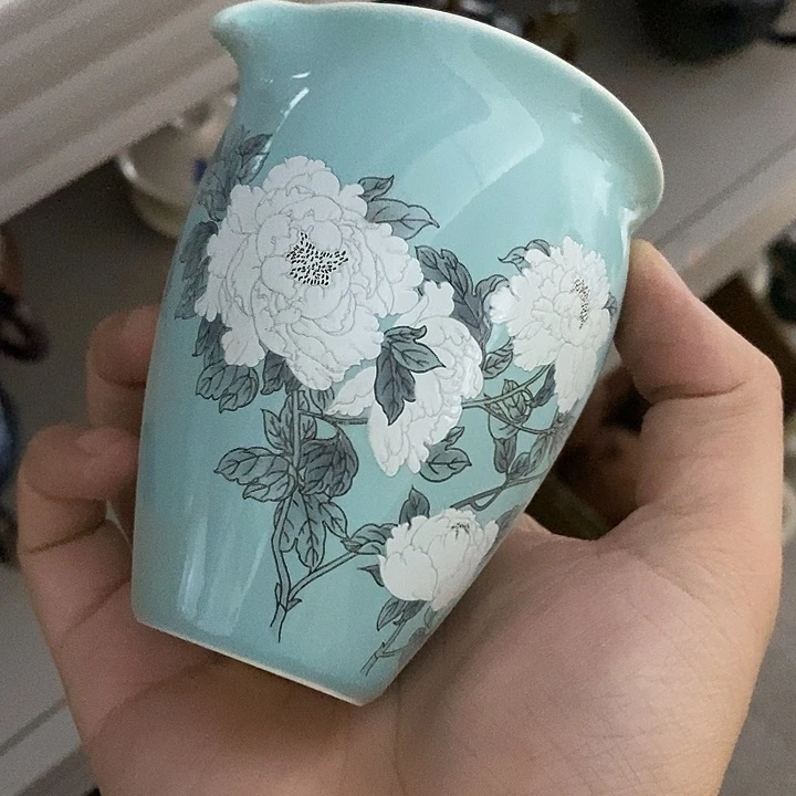 陶瓷艺术品及陶瓷壶壶