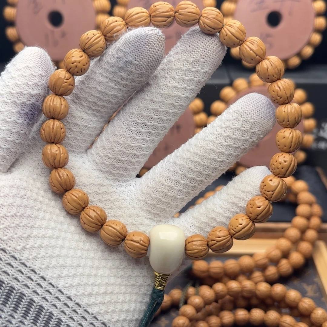 桃核手串小宽之王