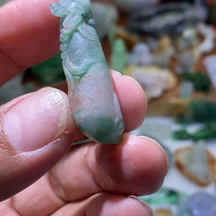 定制翡翠未镶嵌毛货