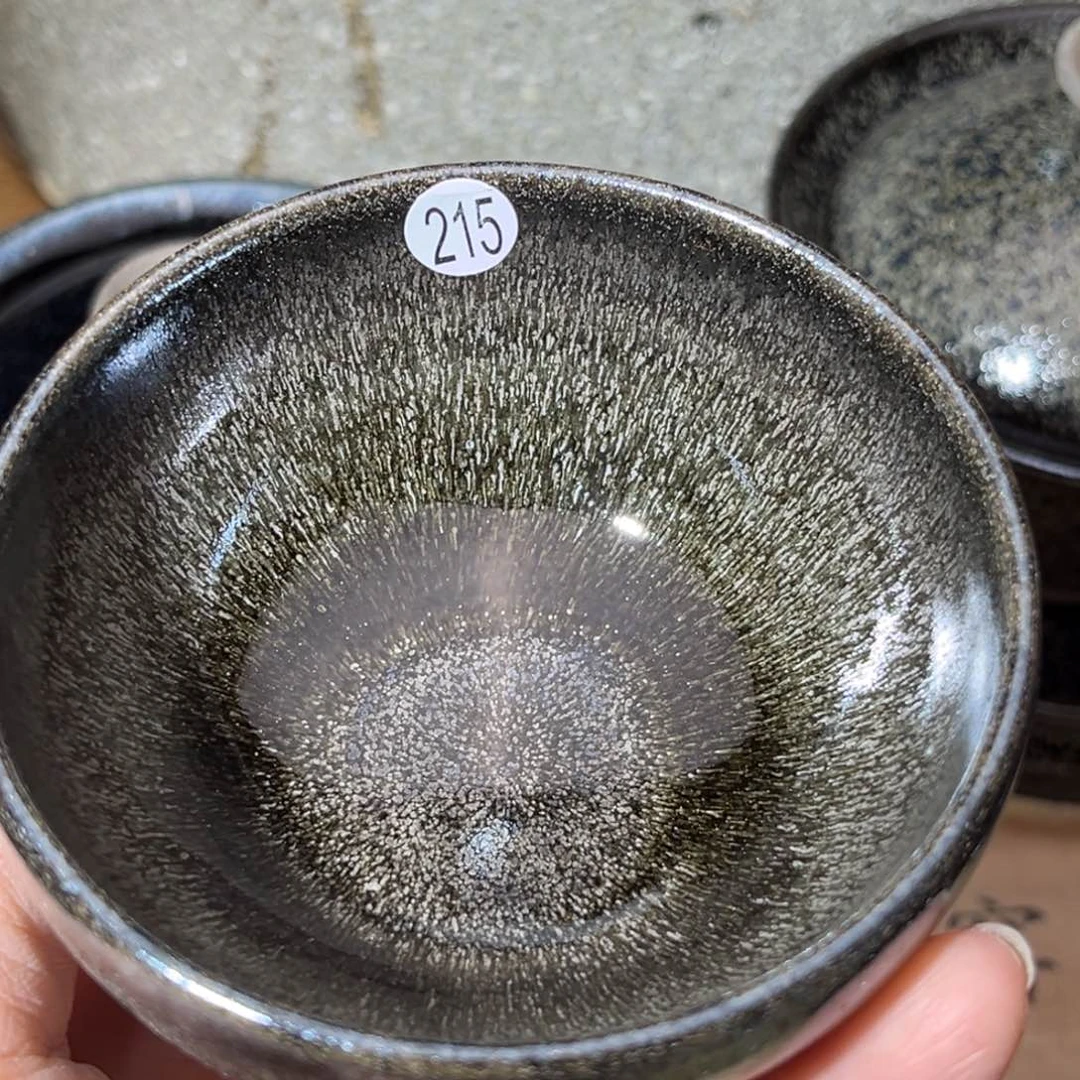 茶盏义兴龙窑坚持真柴烧