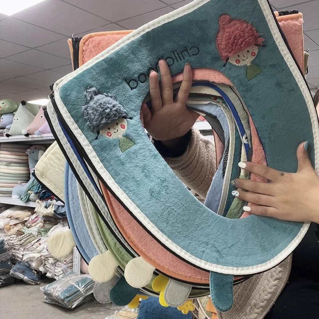 雪尼尔啦咯啦咯啦咯啦咯啦