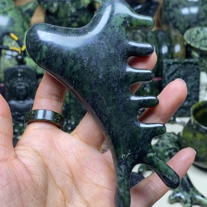 蛇纹石玉未镶嵌项链微瑕经络梳