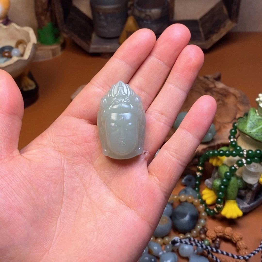 虾***徒和田玉未镶嵌颈饰