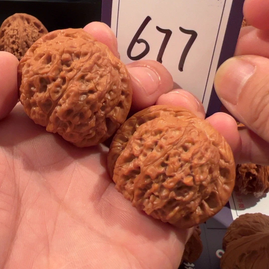 把件文玩核桃全品血麒麟40尺寸677号