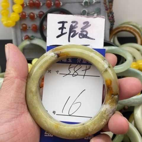未镶嵌蛇纹石玉手镯