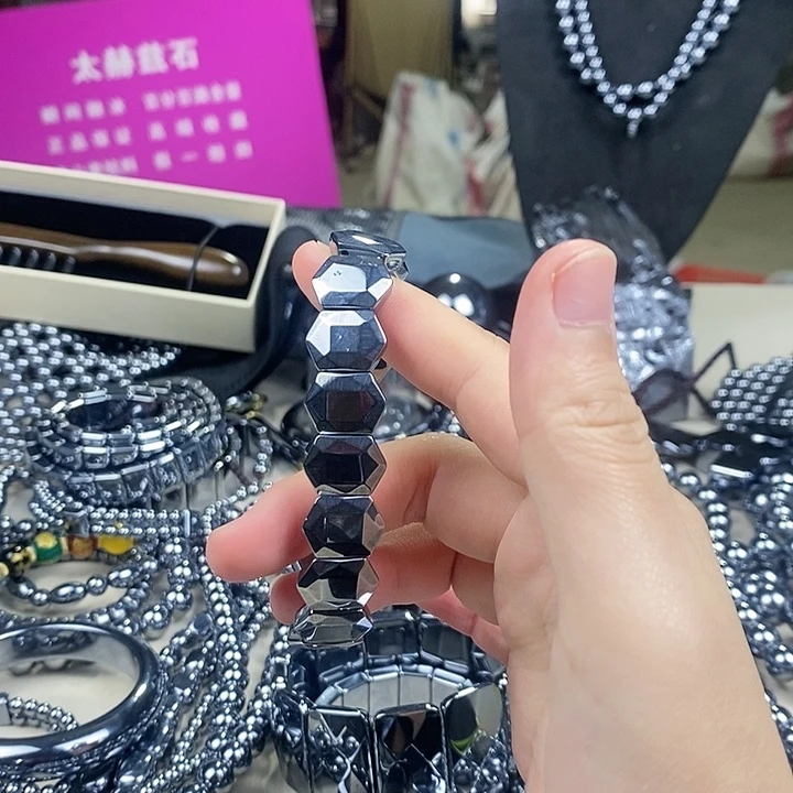 正品的太赫兹石6边形手牌