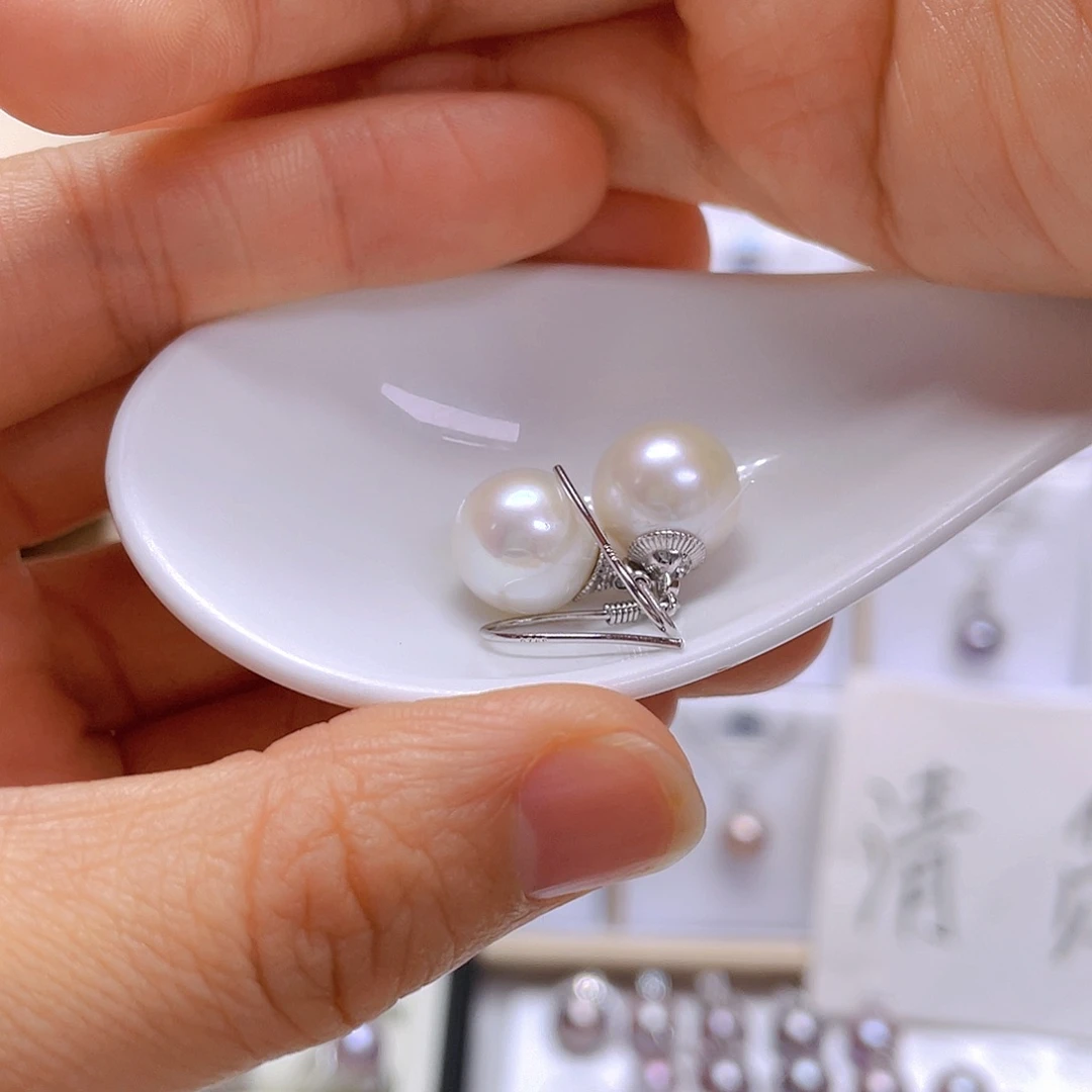 淡***然银S925镶嵌耳饰淡水珍珠