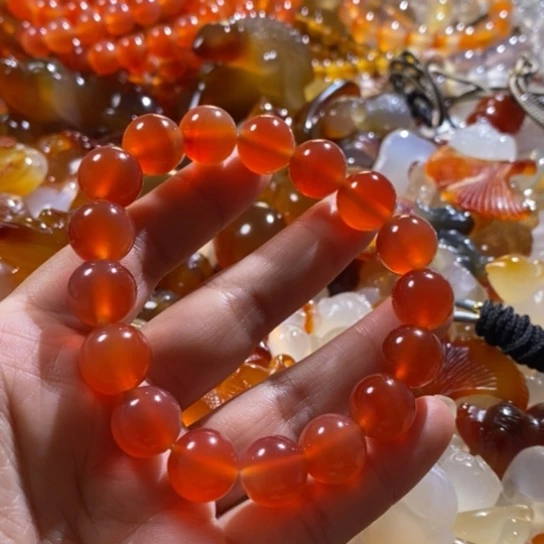 玛瑙/玉髓玛瑙手串未镶嵌金*