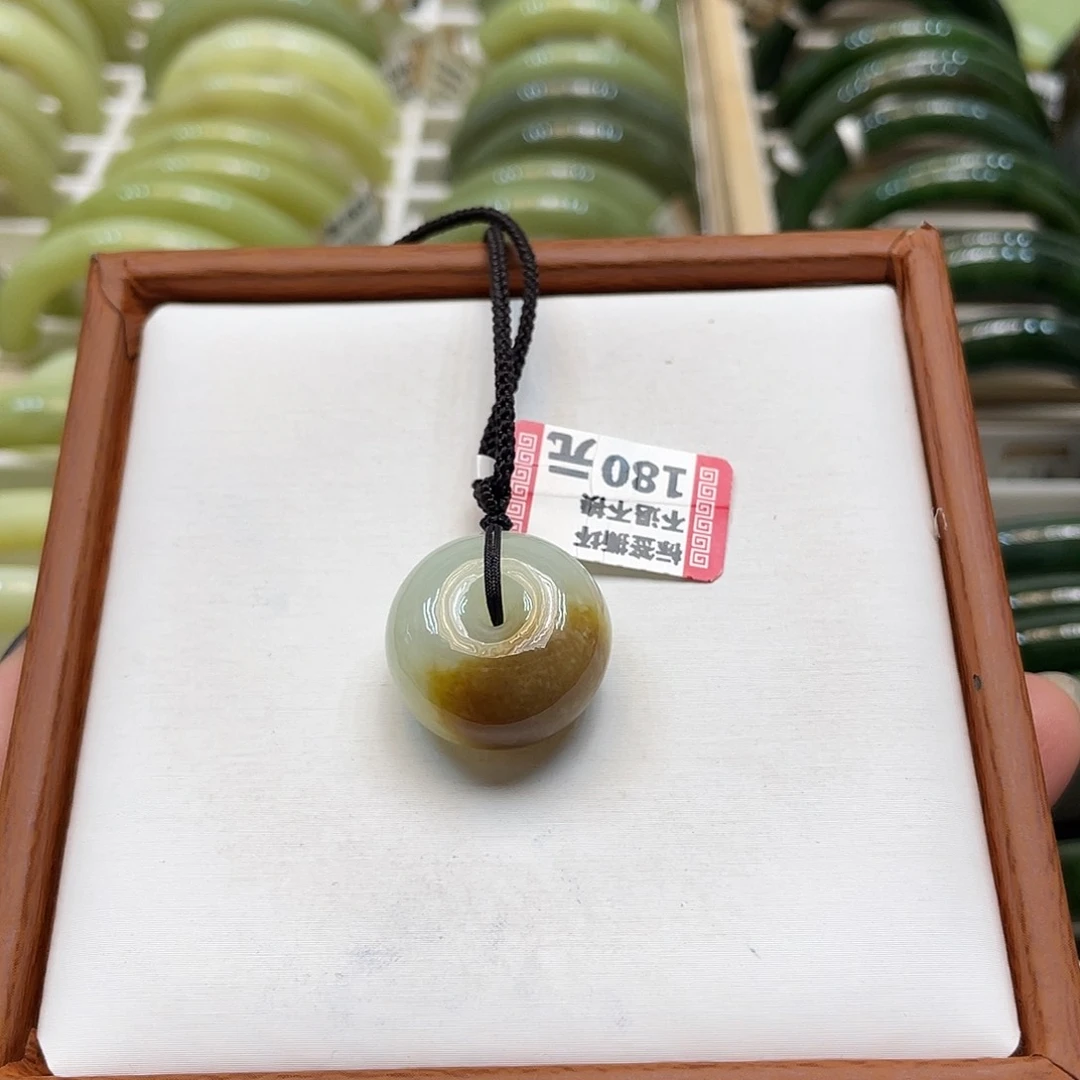 颈饰未镶嵌和田玉（糖玉）晴*@