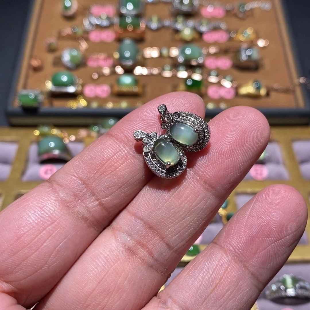 和田玉（碧玉）耳钉银S925镶嵌