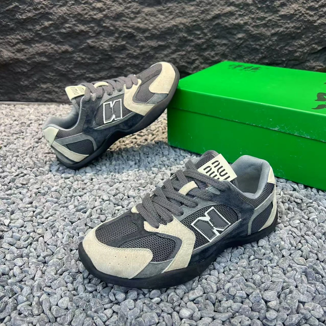 潮牌软底德训鞋2025新款舒适透气网面百搭轻质网红爆款休闲阿甘鞋