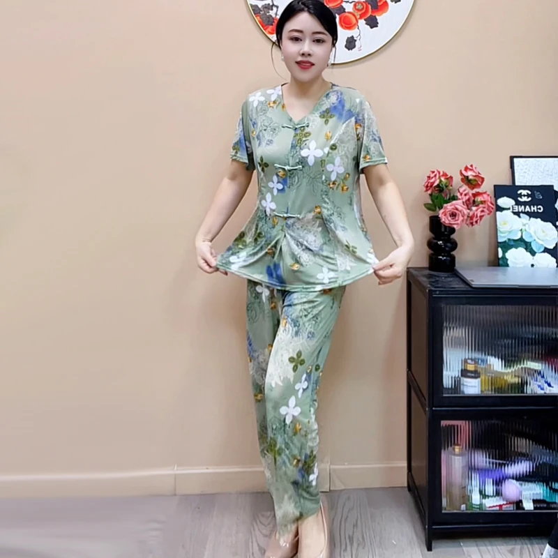夏季气质中老年短袖薄款妈妈装新中式套装时尚中年九分裤遮肉套装