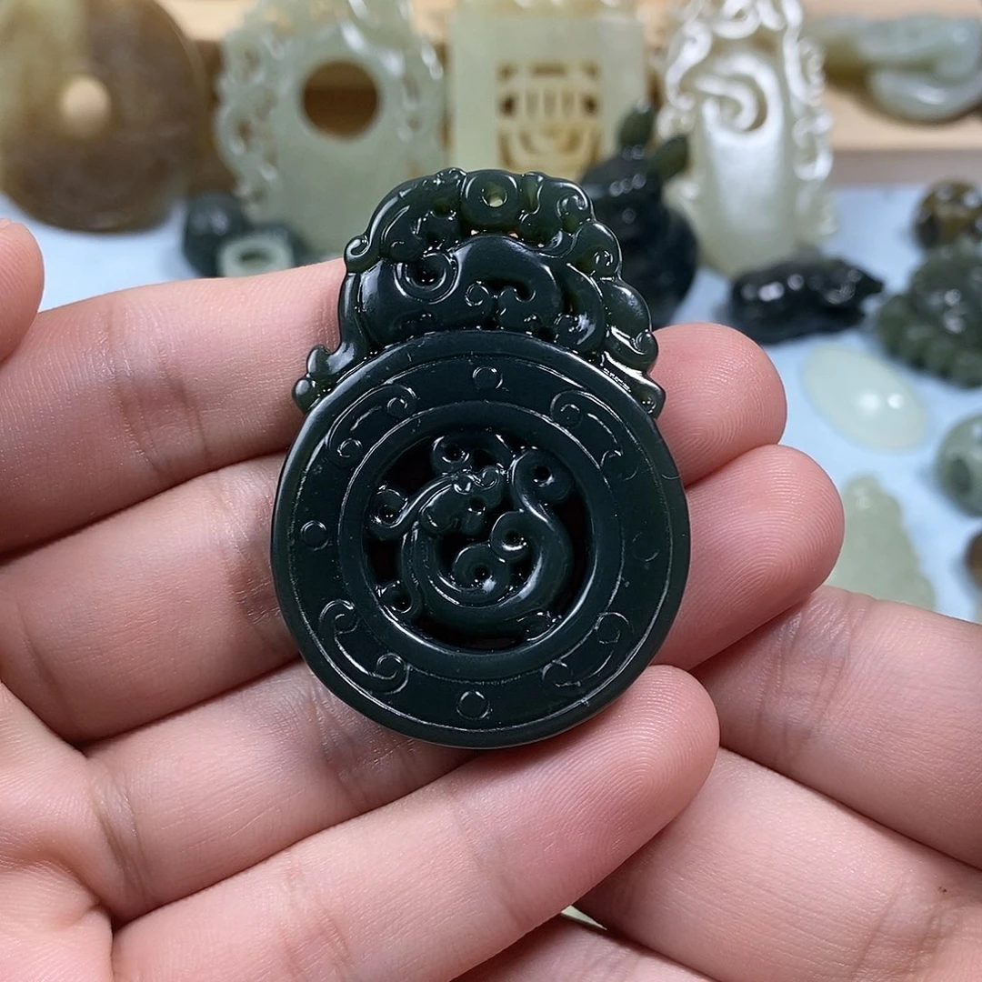 和田玉未镶嵌挂件