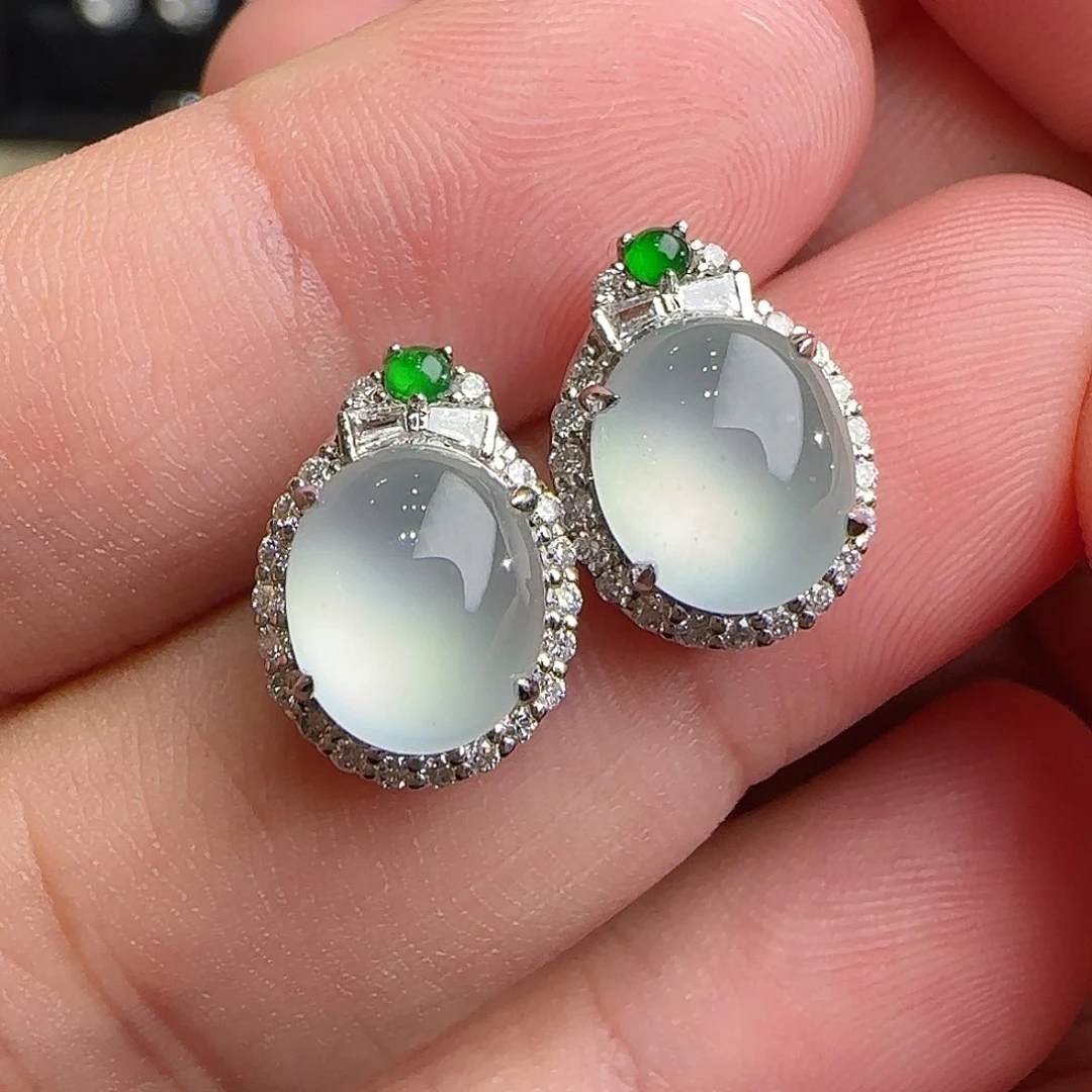 18K金镶嵌翡翠耳饰天然翡翠