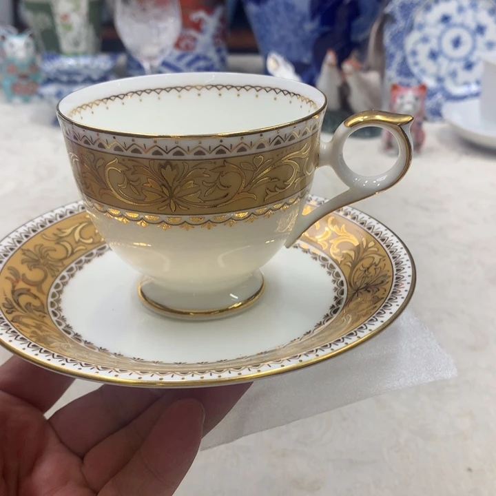 紫砂金瓷阁精品瓷器店