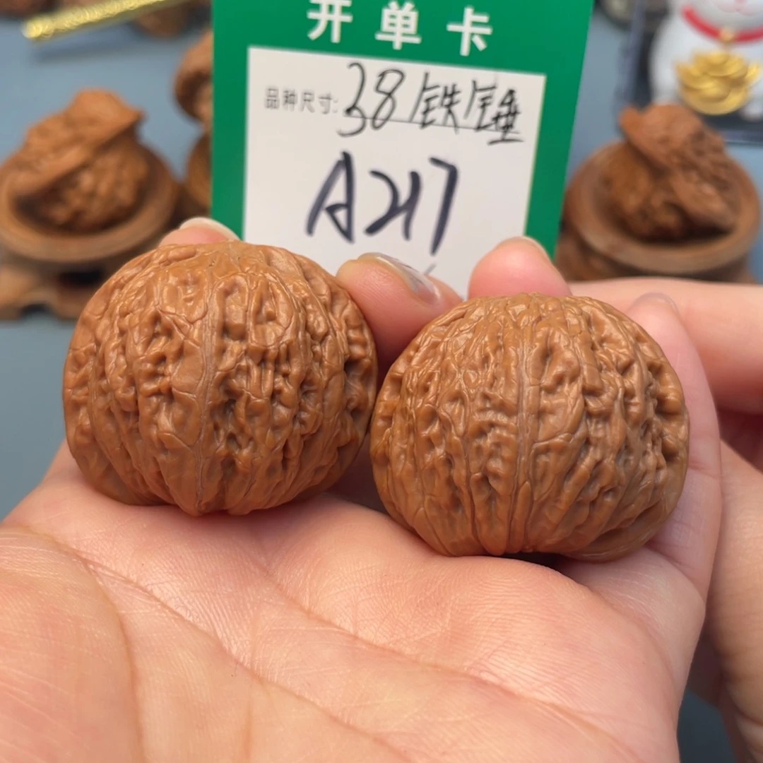 吊坠桃核文玩核桃