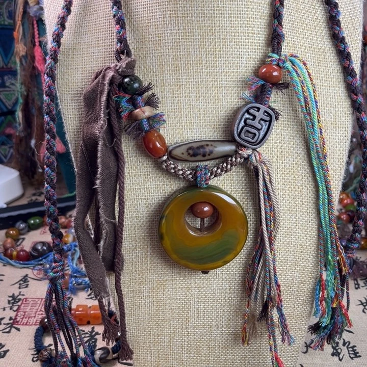 玛瑙/玉髓未镶嵌颈饰