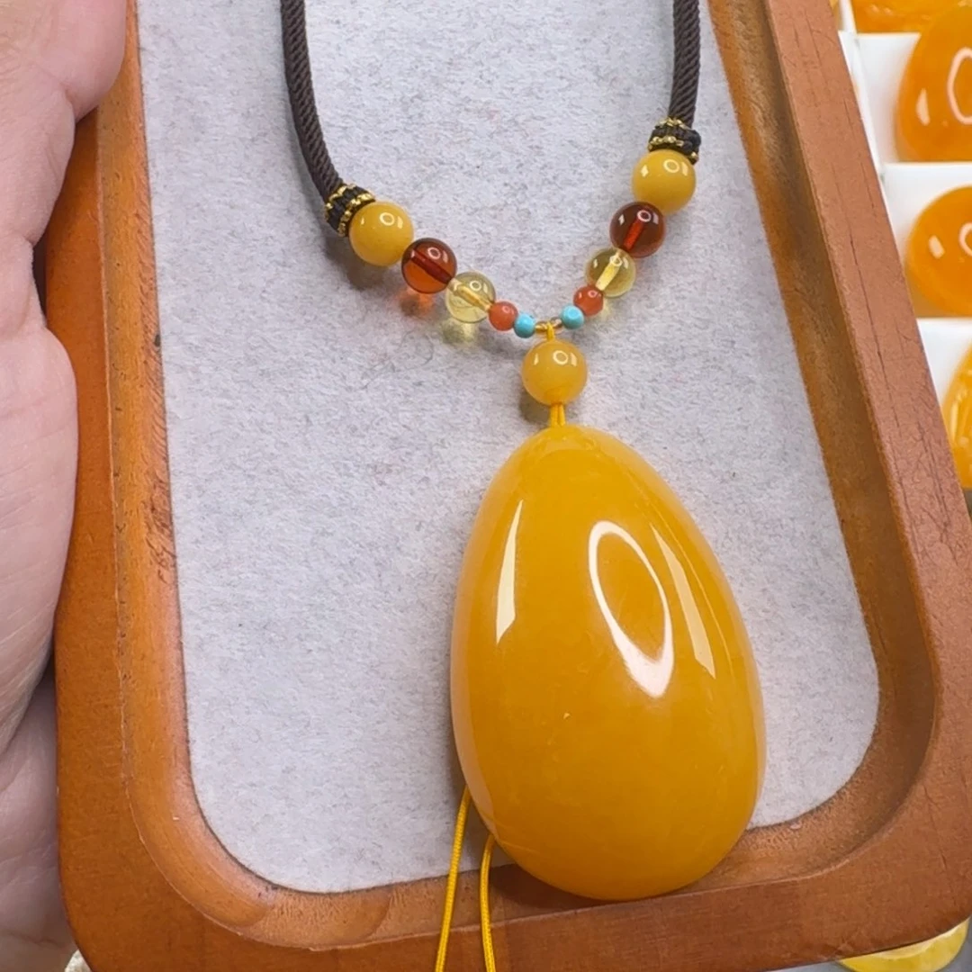 蜜蜡毛衣链未镶嵌