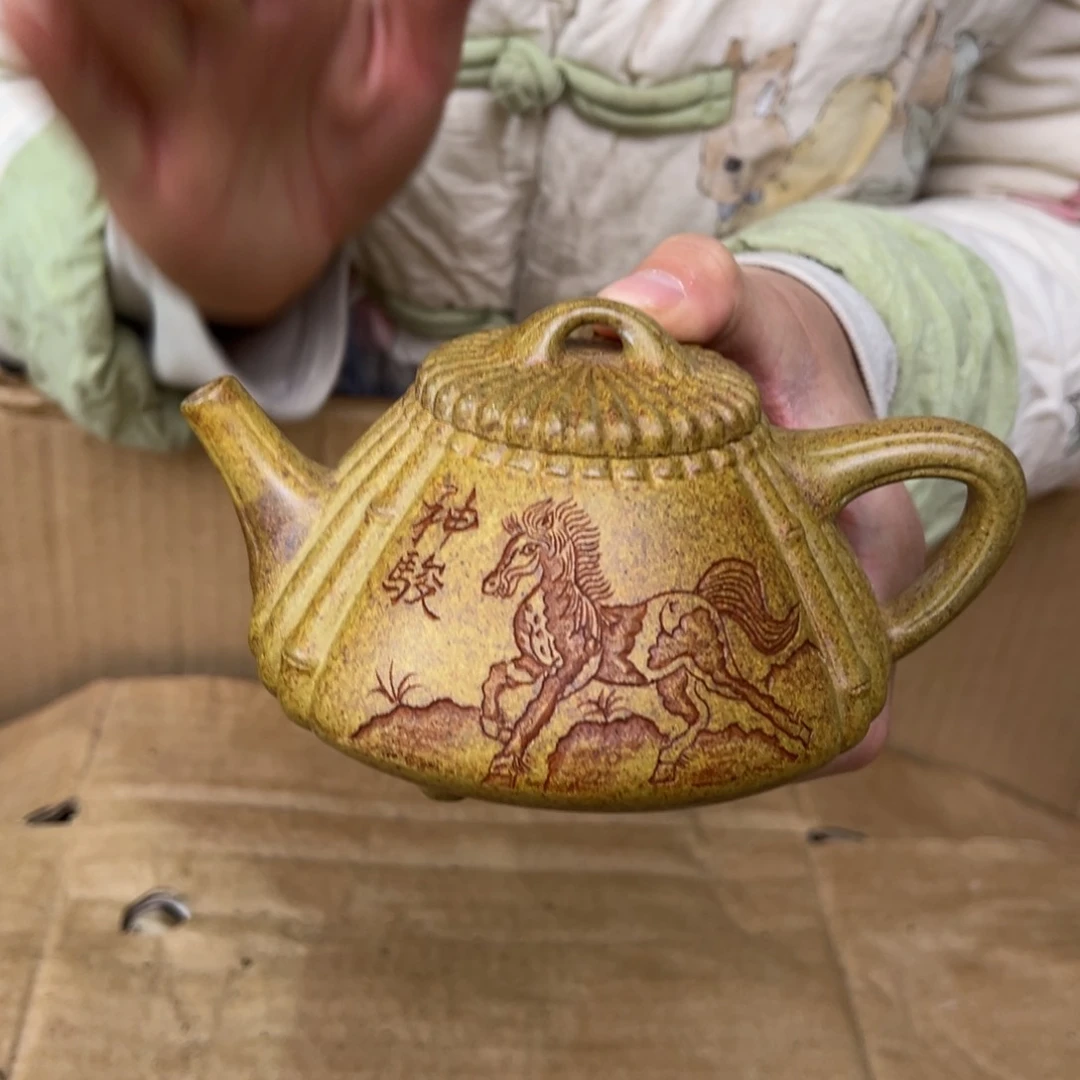 紫砂茶壶宜兴紫砂艺术