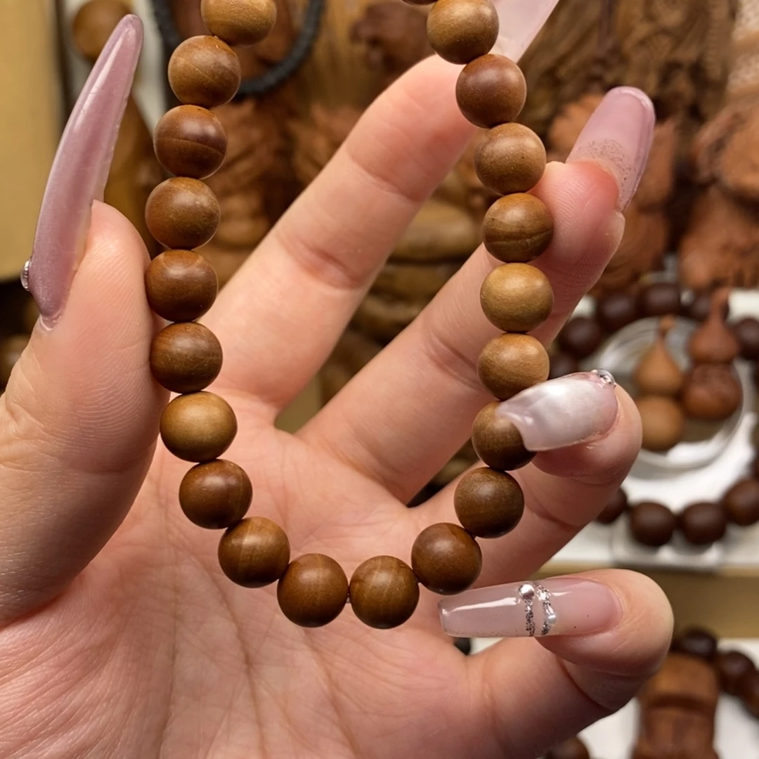 檀香木手串/手链迈索尔老山檀香08单圈奶香，微微瑕