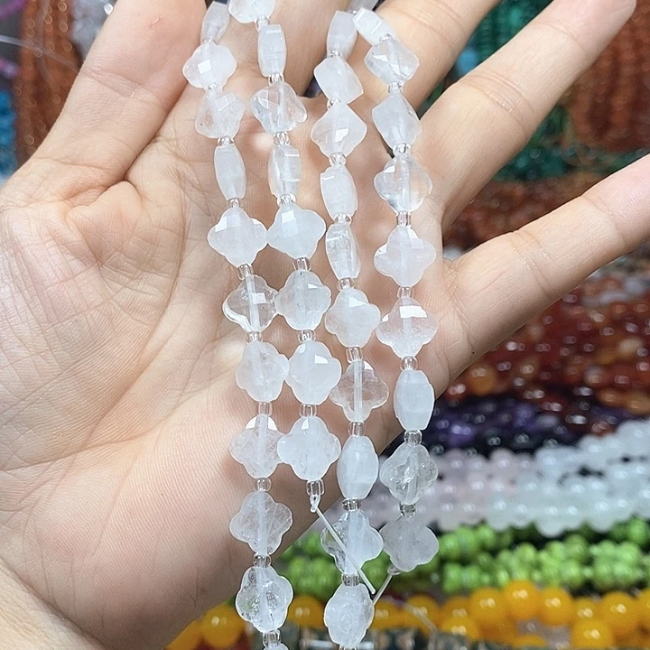 玛瑙/玉髓未镶嵌珠宝半成品天然白水切面四叶草卡10mm24颗