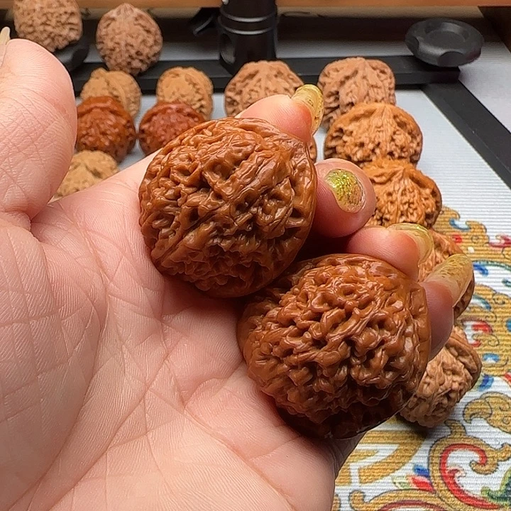 路***法核桃莲花狮子头核桃