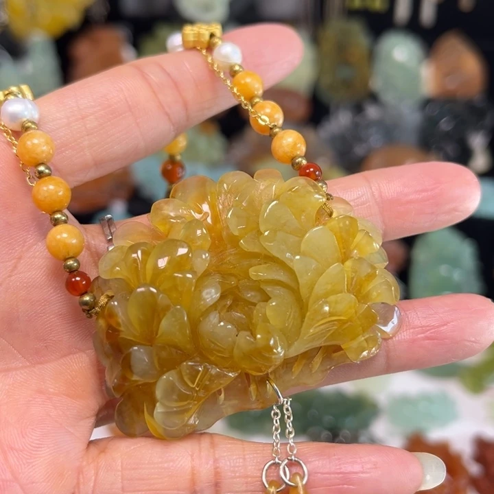 蛇纹石玉未镶嵌吊坠(赠链)